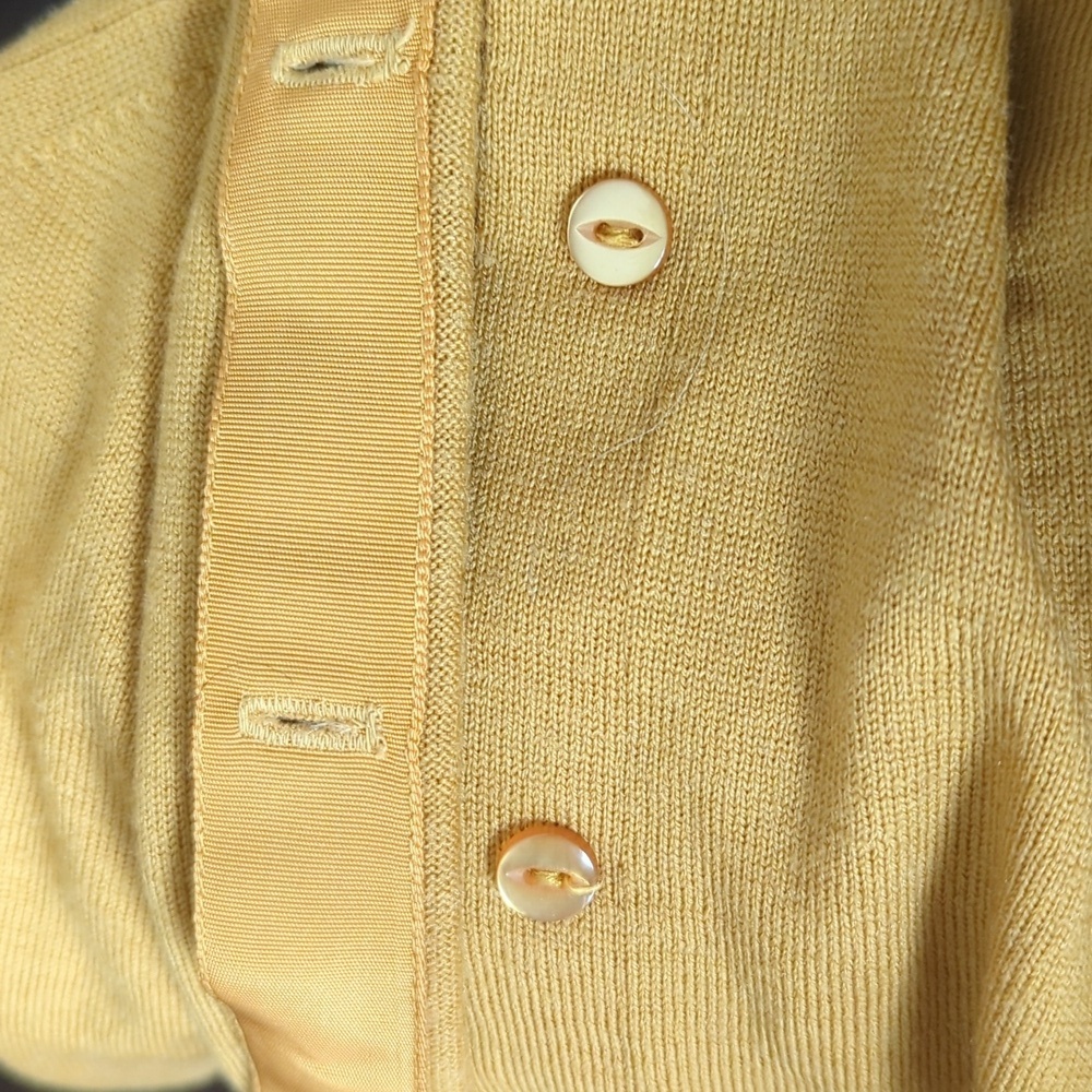 Mid Century Modern Wool Sweater - Picture 4 of 6